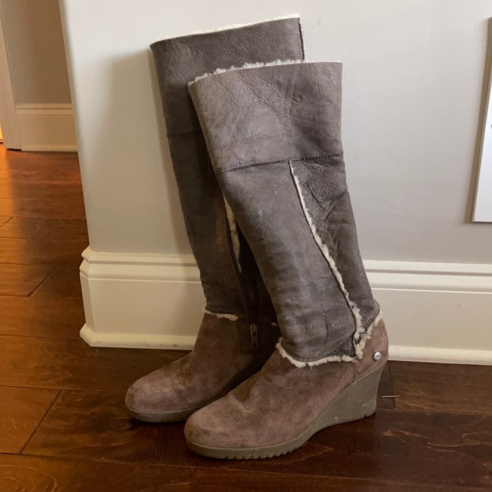 Ugg Wedged heel shearling lined boots knee high